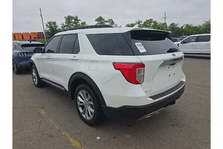$30898 : Ford Explorer 2023 AWD XLT 4 image 6