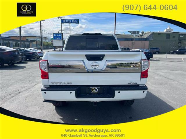 $32999 : 2018 NISSAN TITAN CREW CAB PL image 7