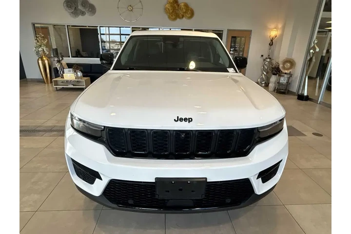 $29494 : Jeep Grand Cherokee 2023 4x4 image 8
