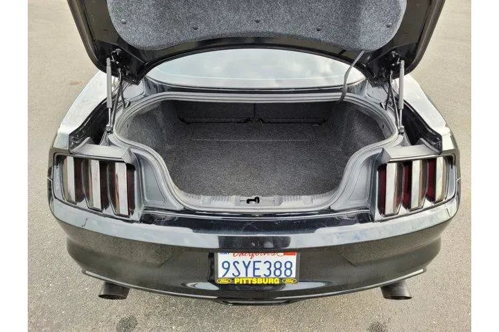 $26500 : Ford Mustang 2017 GT 2dr Fas image 10