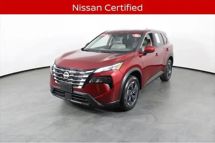 $22053 : Nissan Rogue 2025 SV 4dr Cro image 2