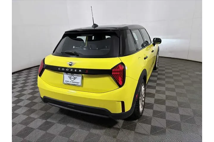 $29993 : MINI Hardtop 4 Door 2025 Coo image 6