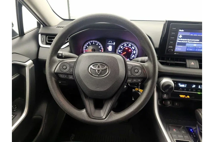 $26998 : Toyota RAV4 2021 LE 4dr SUV image 10
