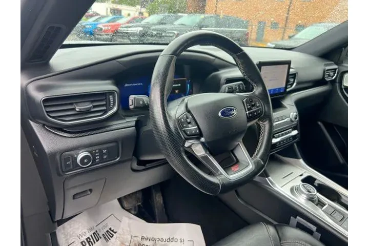 $25074 : Ford Explorer 2020 AWD ST 4d image 7