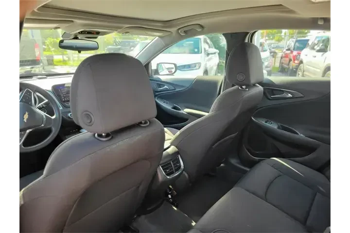 $16991 : Chevrolet Malibu 2024 LT 4dr image 10