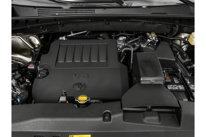 2016 Highlander Limited Plati image 9