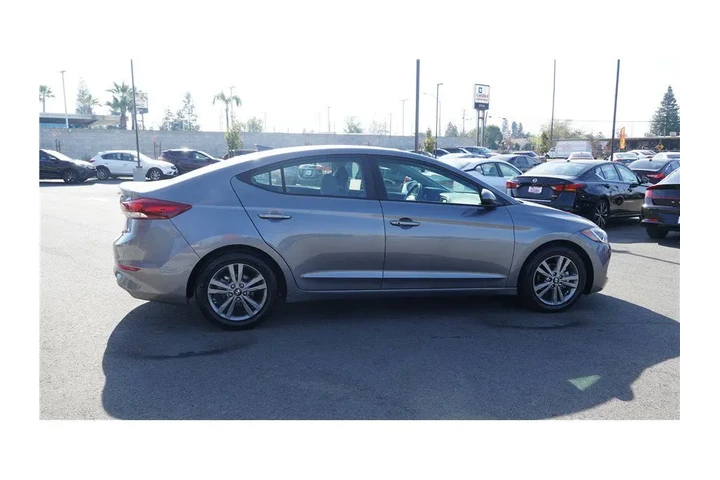 $13999 : 2018 Elantra Value Edition image 5