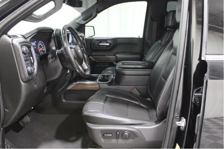 $31982 : Chevrolet Silverado 1500 202 image 3