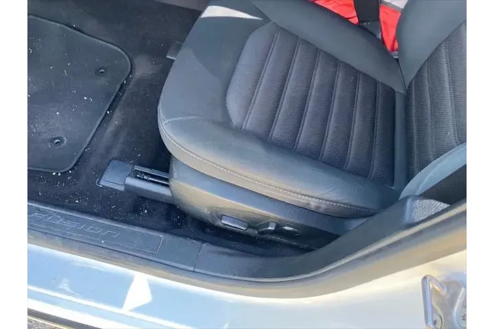 $11300 : Ford Fusion 2018 SE 4dr Seda image 8