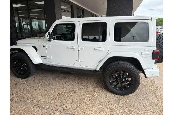$36026 : Jeep Wrangler Unlimited 2021 image 10