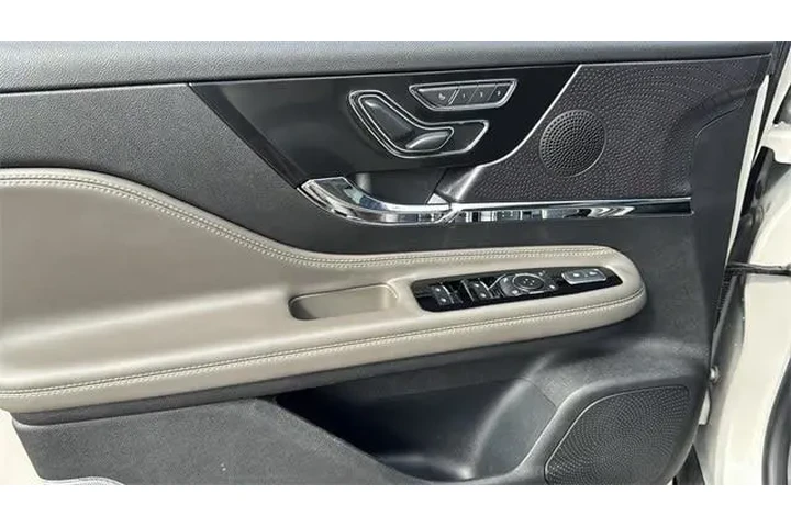 $37722 : Lincoln Corsair 2023 Reserve image 6