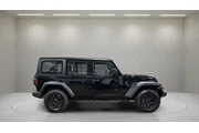 $30995 : Jeep Wrangler Unlimited 2022 thumbnail