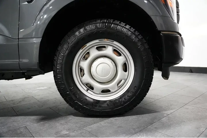 $25722 : 2023 F-150 image 4