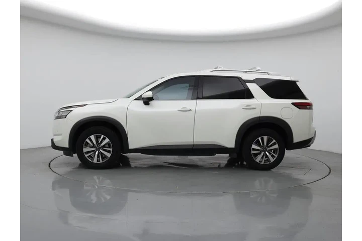 $29998 : Nissan Pathfinder 2023 SL 4d image 3