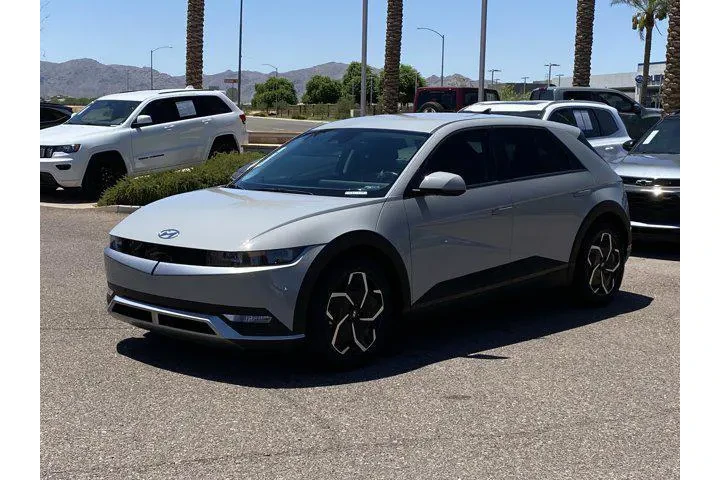 $25990 : Hyundai IONIQ 5 2024 SEL 4dr image 7