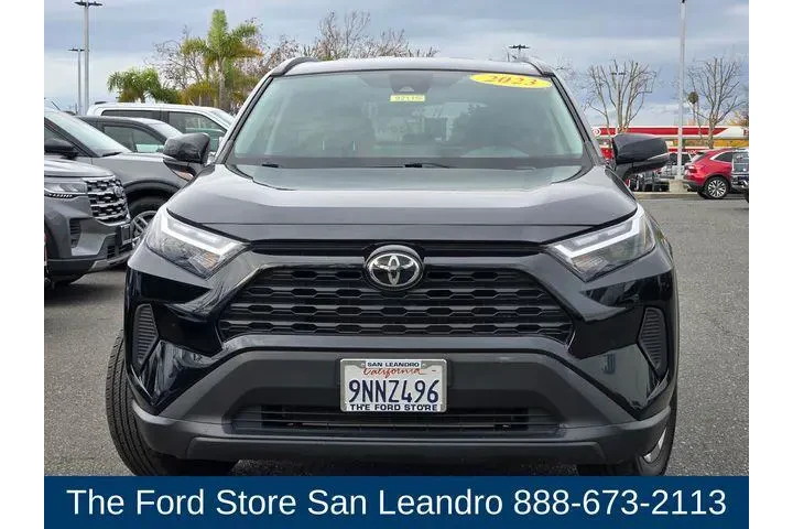 $28900 : Toyota RAV4 2023 AWD XLE 4dr image 5