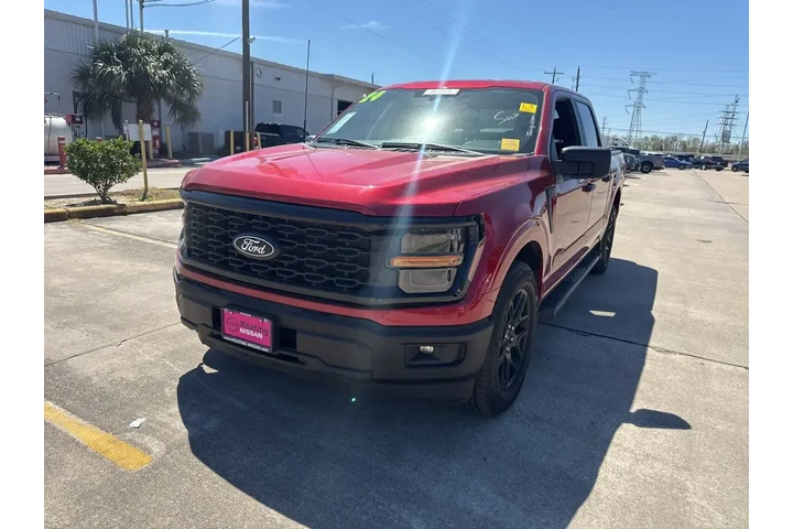 $38081 : Ford F-150 2024 4x2 STX 4dr image 1