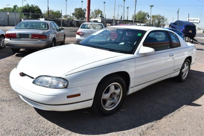 $6495 : 1995 Monte Carlo Z34 image 1