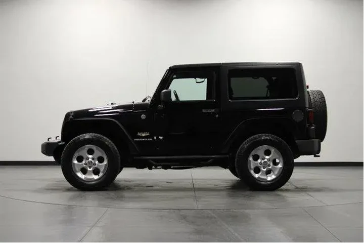 $13962 : Jeep Wrangler 2013 4x4 Sahar image 6