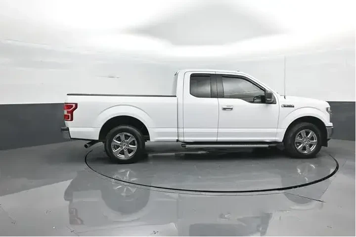 $12156 : Ford F-150 2018 4x2 Lariat 4 image 8
