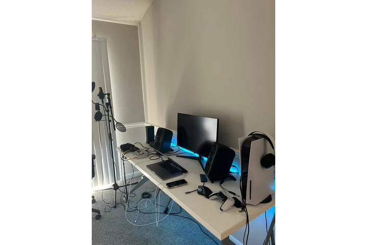 $450 : Work desk and Monitor image 1