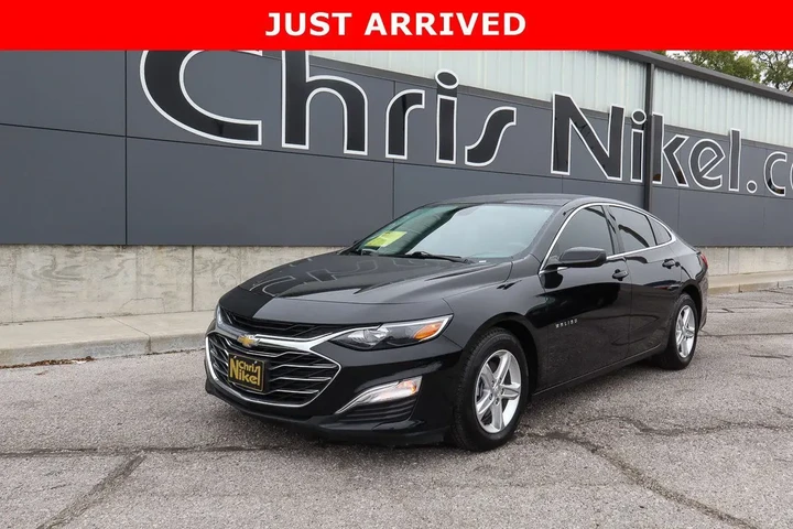 $15988 : 2022 Malibu LS image 1