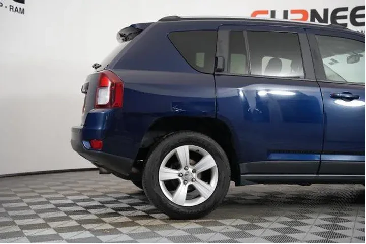 $9489 : Jeep Compass 2016 4x4 Sport image 4
