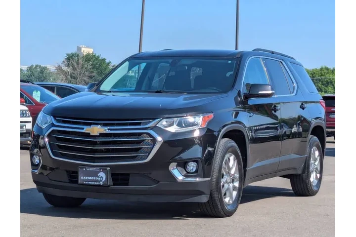 $13995 : 2019 Traverse LT Cloth image 8