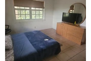 $900 : Rento habitacion Amueblada . thumbnail