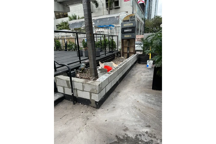 Villalobos Remodeling image 4