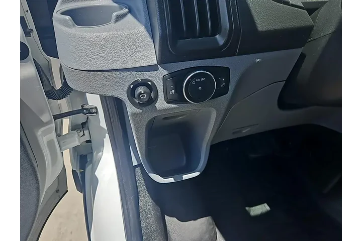 $24988 : Ford Transit 2019 250 3dr LW image 5
