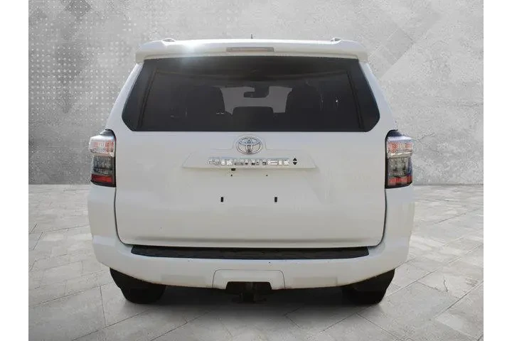 $37598 : Toyota 4Runner 2023 4x4 SR5 image 4