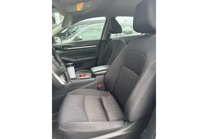 $17000 : Nissan Altima 2022 2.5 SV 4d image 5
