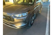 Ford Escape Hybrid 2023 ST-L en Las Vegas