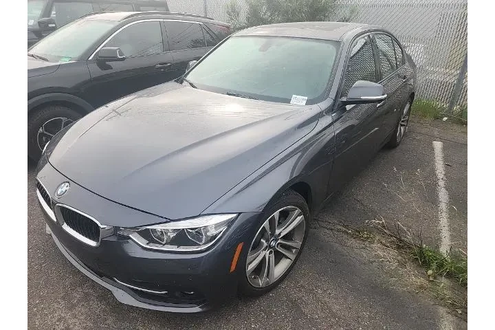 $13591 : BMW 3 Series 2016 328i 4dr S image 3