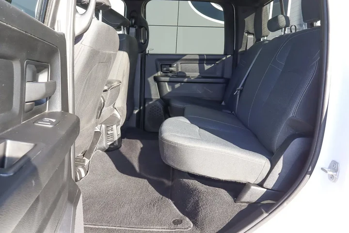 $40988 : 2022 3500 Tradesman 4x4 Crew image 8