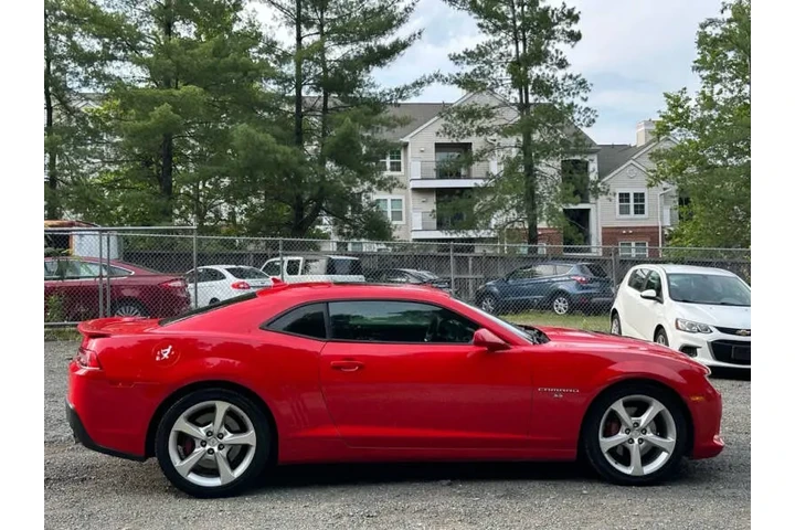 $18550 : 2015 Camaro SS image 9