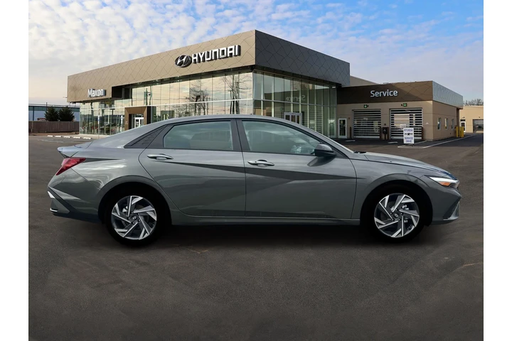 $24272 : Hyundai ELANTRA 2025 SEL Spo image 9