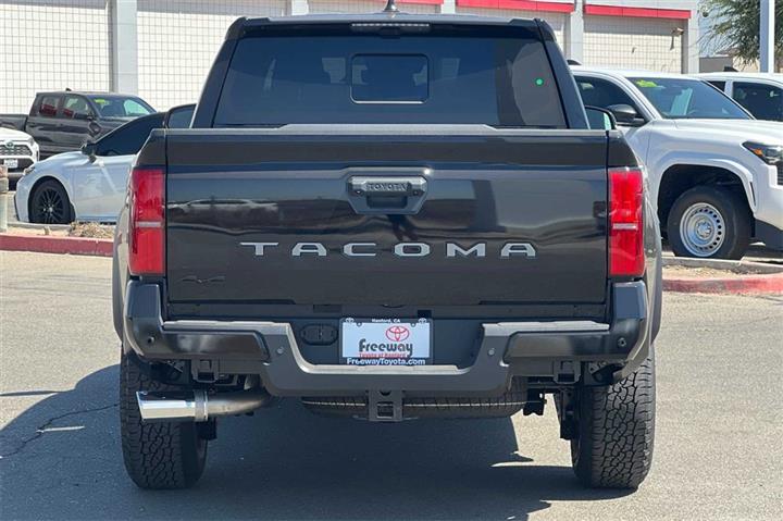 $53509 : New 2024 Tacoma TRD Off Road image 5