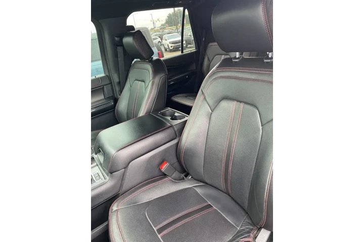 $22833 : Ford Expedition 2019 4x4 Lim image 7