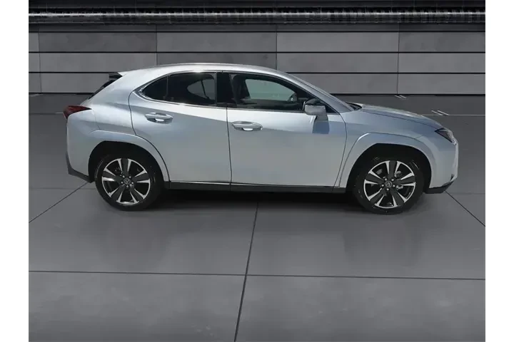 $39388 : Lexus UX 300h 2025 Premium 4 image 9