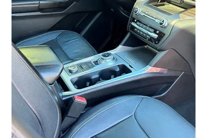 $20491 : Ford Explorer 2020 AWD Limit image 10