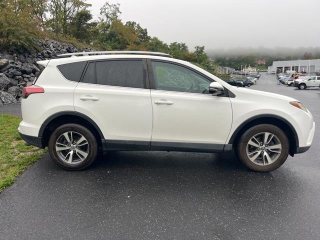 $18296 : PRE-OWNED 2017 TOYOTA RAV4 XLE image 9