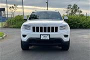 2015 Grand Cherokee Laredo thumbnail