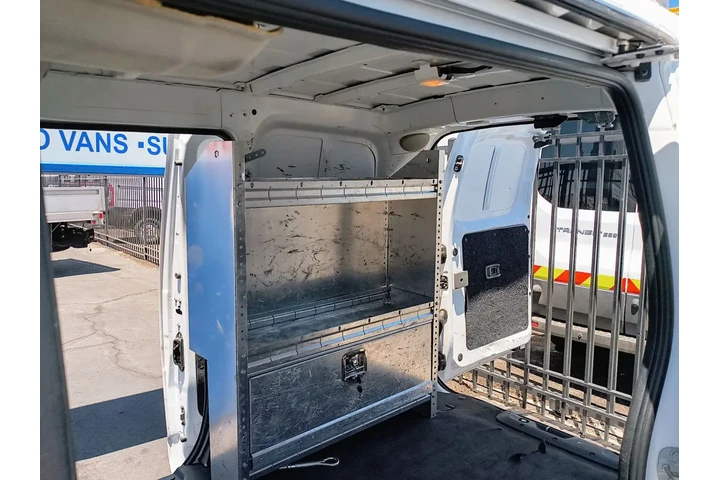 $15995 : 2021 NISSAN NV200 image 4