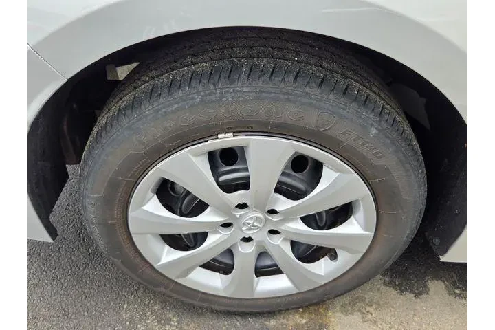 $19991 : Toyota Corolla 2024 LE 4dr S image 8