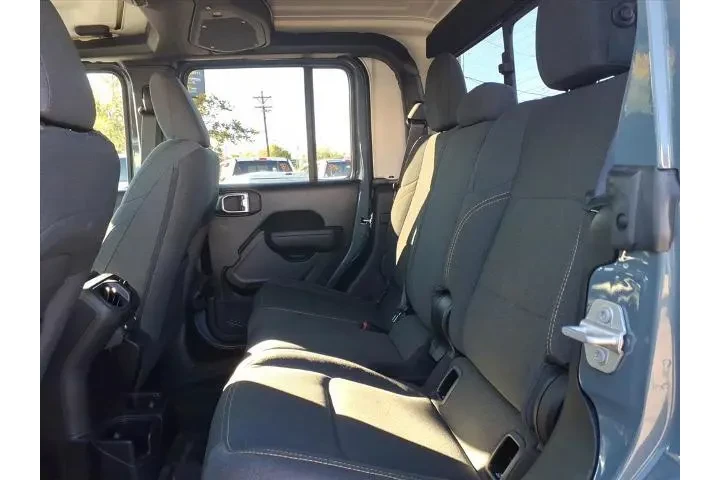 $39988 : Jeep Gladiator 2024 4x4 Spor image 10