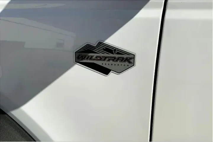 $38998 : Ford Bronco 2022 4x4 Base Ad image 9