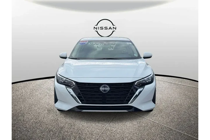 $17295 : Nissan Sentra 2025 SV 4dr Se image 2