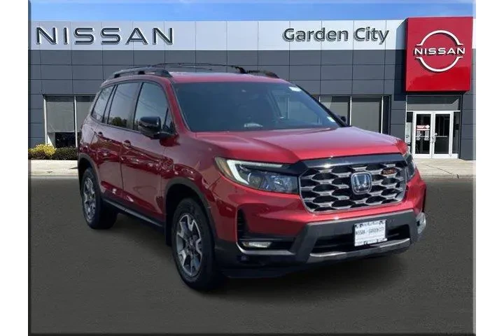 $27487 : Honda Passport 2023 AWD Trai image 1